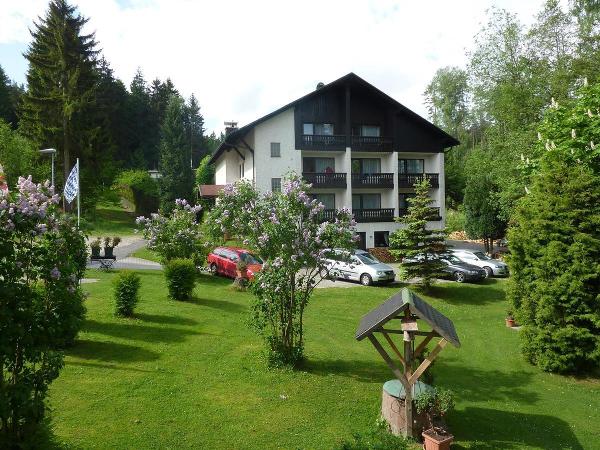 Landhaus Am Forst - Apartments Бад Александерсбад Екстериор снимка